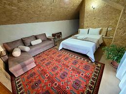 Hacarat Guest House