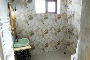 Hacarat Guest House