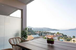 Red Bee Apartment Sea View