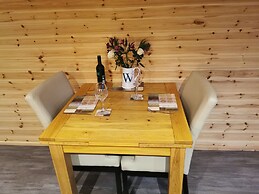Lodge 2
