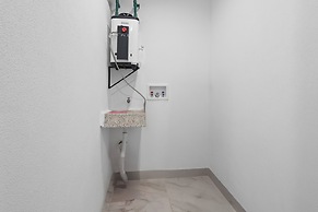 Modern Apartment with Pool in Querétaro