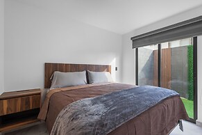 Modern Apartment with Pool in Querétaro