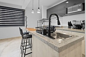 Modern Apartment with Pool in Querétaro