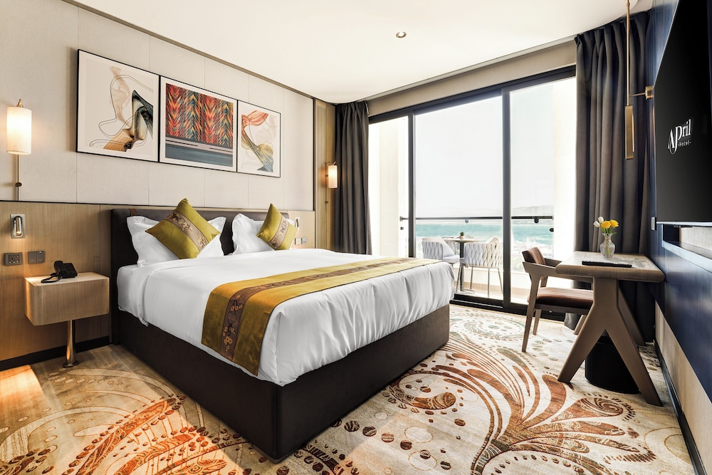 April Hotel