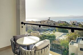 April Hotel