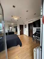 Red House Rooms