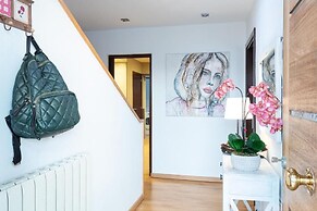 Red House Rooms