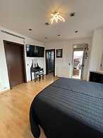 Red House Rooms
