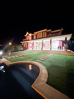 Red House Rooms