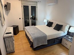 Red House Rooms