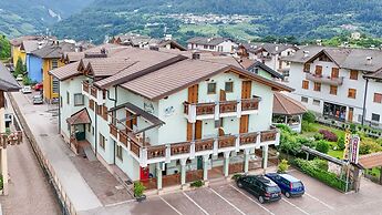 HC HOTEL GARNI ROOM AND APARTMENT