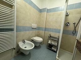 HC HOTEL GARNI ROOM AND APARTMENT