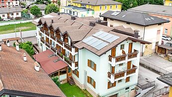 HC HOTEL GARNI ROOM AND APARTMENT