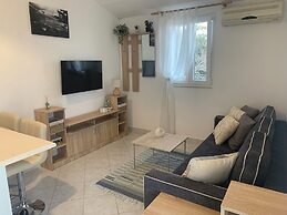 Lumbarda Resort Apartments