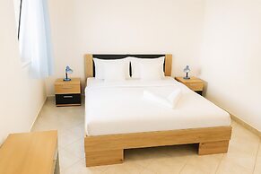 Lumbarda Resort Apartments