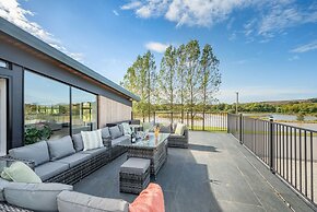 Weekstone Waterside Barn