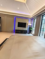 Kings Mansion
