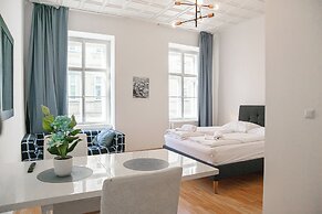Cozy Convenient Room Prime Location