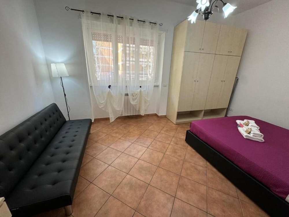 Trastevere Marconi Apartment