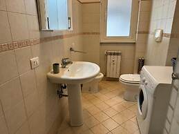 Trastevere Marconi Apartment