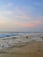 illa - By the sea