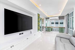 4BR Pool Villa Movie Room V289