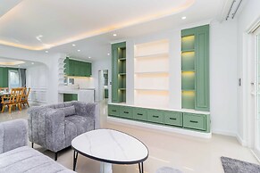 4BR Pool Villa Movie Room V289