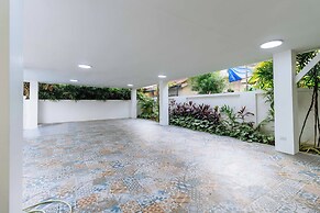 4BR Pool Villa Movie Room V289