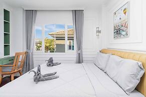 4BR Pool Villa Movie Room V289