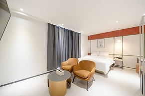 Groove Hotel