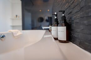 Loft-54 -exclusive Apartment With Terrace