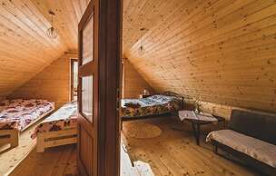 Holiday Home With Sauna, Jacuzzi and Private Pond