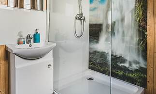 Holiday Home With Sauna, Jacuzzi and Private Pond