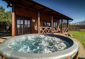 Holiday Home With Sauna, Jacuzzi and Private Pond