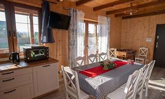 Holiday Home With Sauna, Jacuzzi and Private Pond
