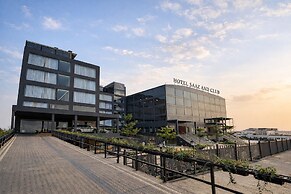 Saaz Hotel, Club & Convention Centre