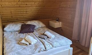 Holiday Home With Sauna, Jacuzzi, Private Pond
