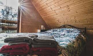 Holiday Home With Sauna, Jacuzzi, Private Pond