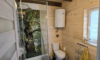 Large Holiday Home, Sauna, Jacuzzi, Salt Cave