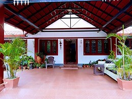 Moon Mist Resort