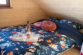 Holiday Home, Private Sauna and Jacuzzi