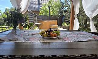 Holiday Home, Private Sauna and Jacuzzi