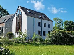 Spacious Gite in Somme-leuze