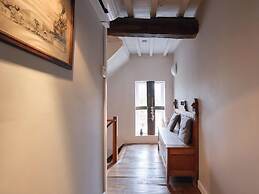 Spacious Gite in Somme-leuze