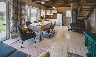 Large Holiday Home, Salt Cave, Sauna, Jacuzzi
