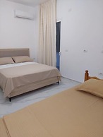 Vila REJANA