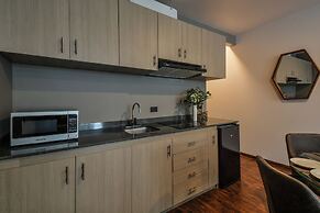 The Sterling Condesa