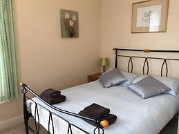 Burton Villa Guest House