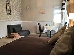 Burton Villa Guest House
