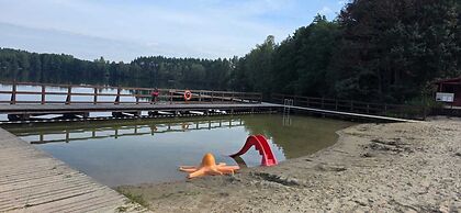 Holiday Home With Private Pond, Jacuzzi and Sauna